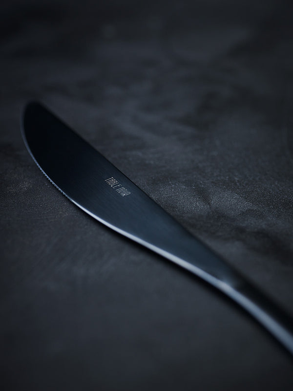Table Noir - Bestick 108 - NOIR