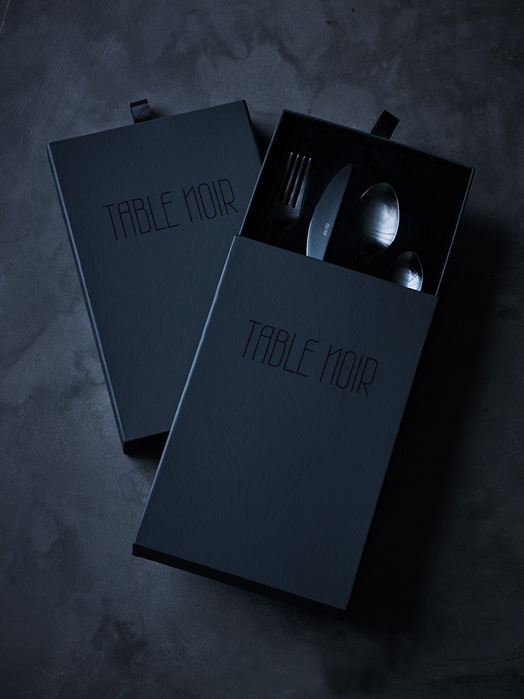 Table Noir - Bestick 108 - NOIR