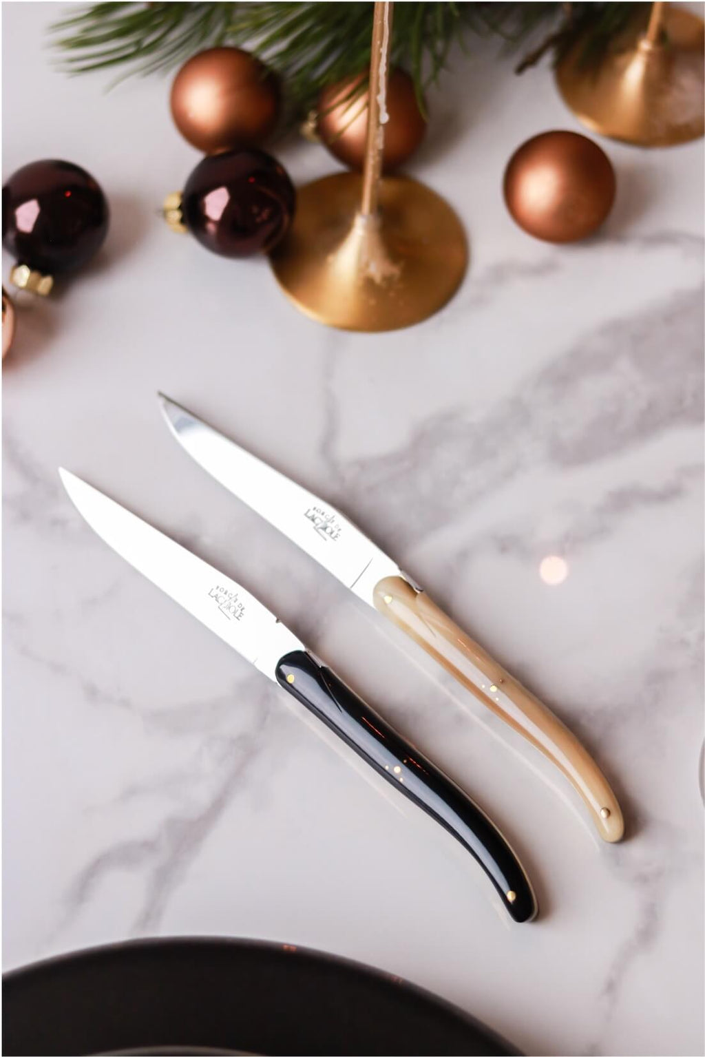 Set med Forge De Laguiole-knivar designade av Philippe Starck