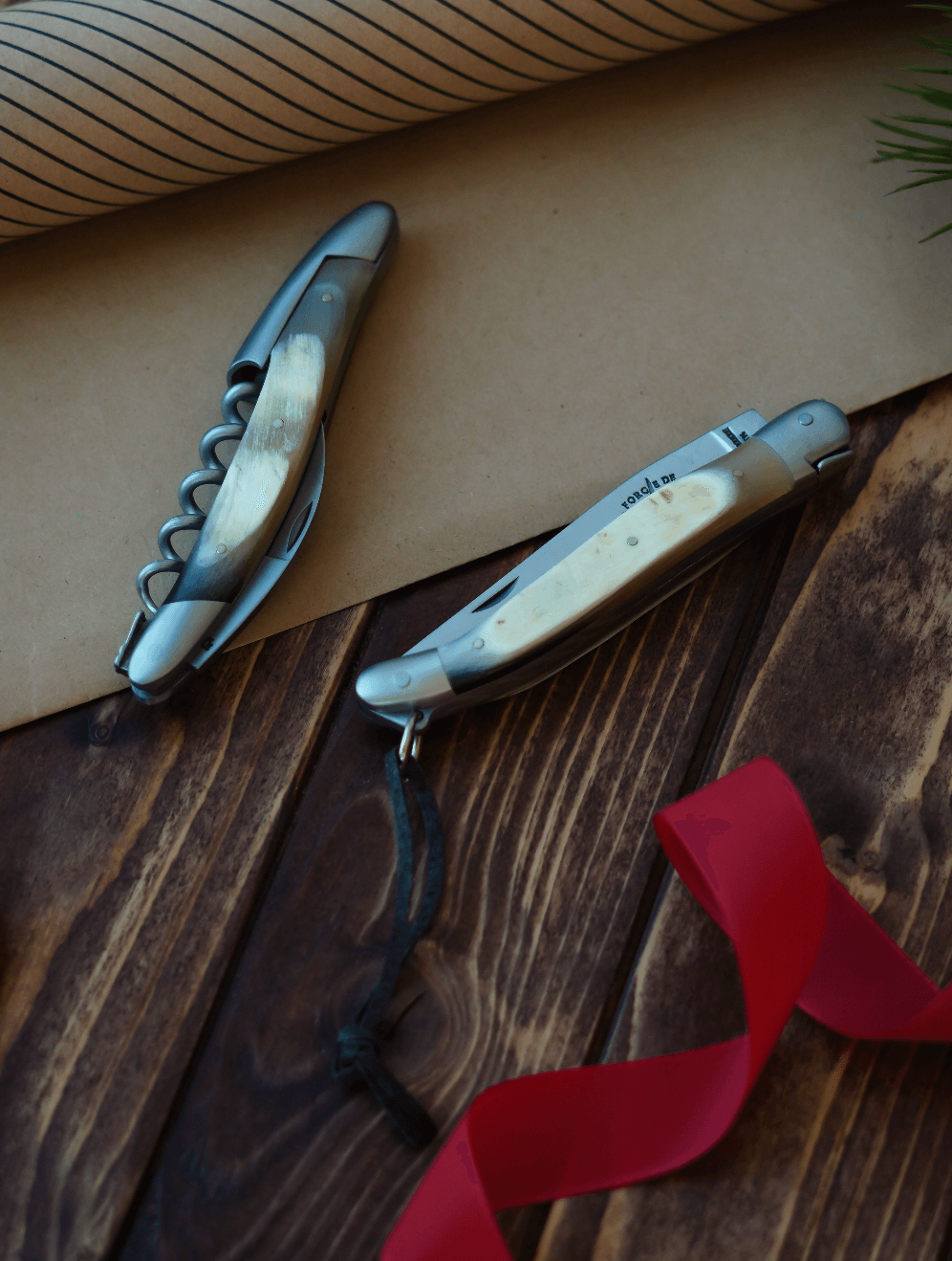 Presentset - Aubrac Kohorn - Sommelierkniv och Fällkniv - Forge De Laguiole