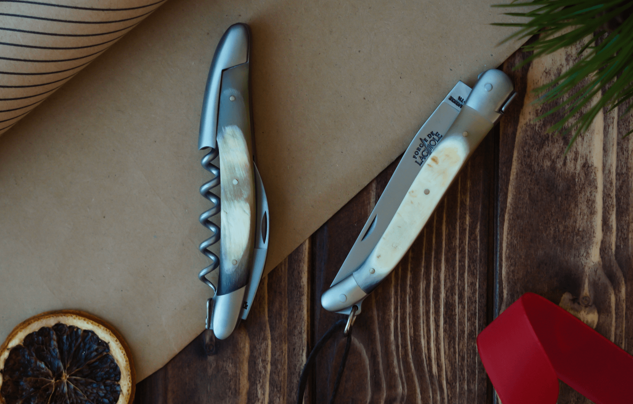 Presentset - Aubrac Kohorn - Sommelierkniv och Fällkniv - Forge De Laguiole