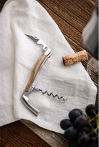 Forge De Laguiole Sommelierkorkskruv med Light Horn och högglanspolerad finish.
