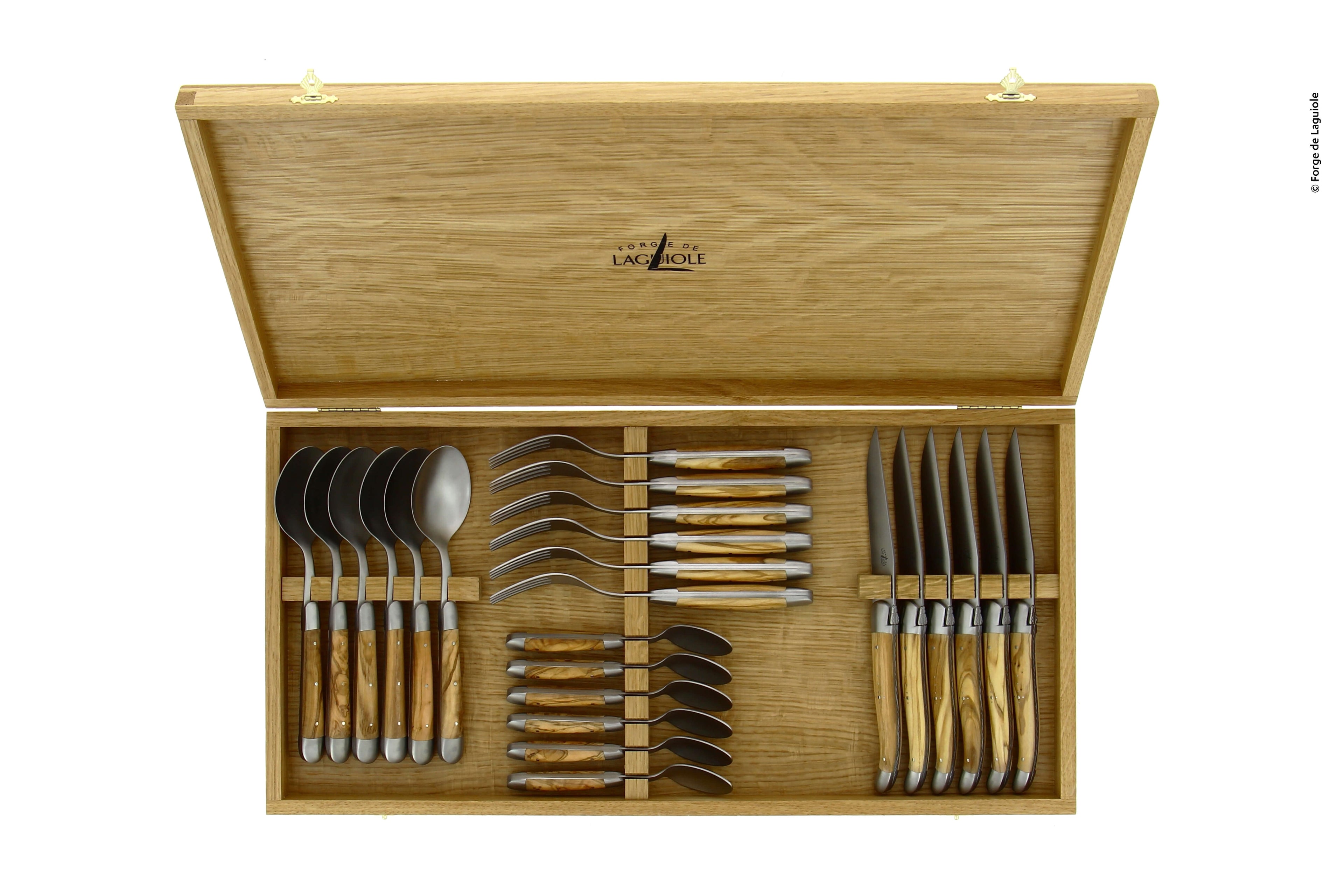 Forge De Laguiole olivträhandtag och satinfinish