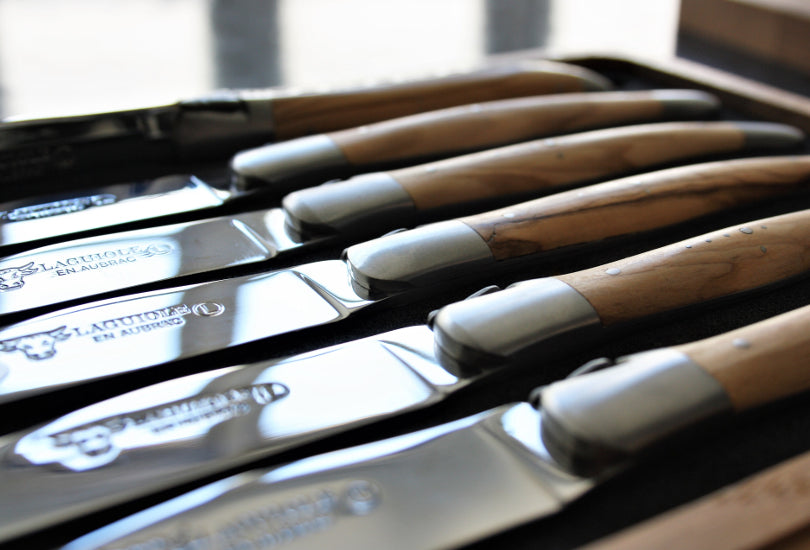 Laguiole En Aubrac Olive Wood Steak Knivar